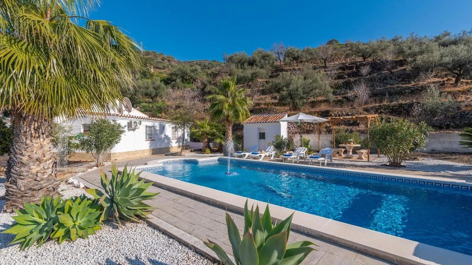 Villa Jose Antonio Arenas By Ruralidays